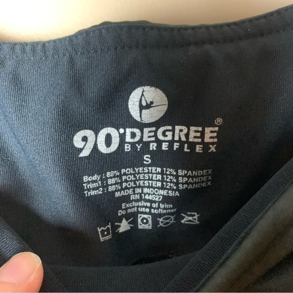 [90 Degree by Reflex] Mid Rise Dark Green & Black Camo Mesh Athletic Leggings - Picture 4 of 8